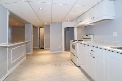 Lower-745 Coxwell Avenue, Toronto, ON, M4C 3C5