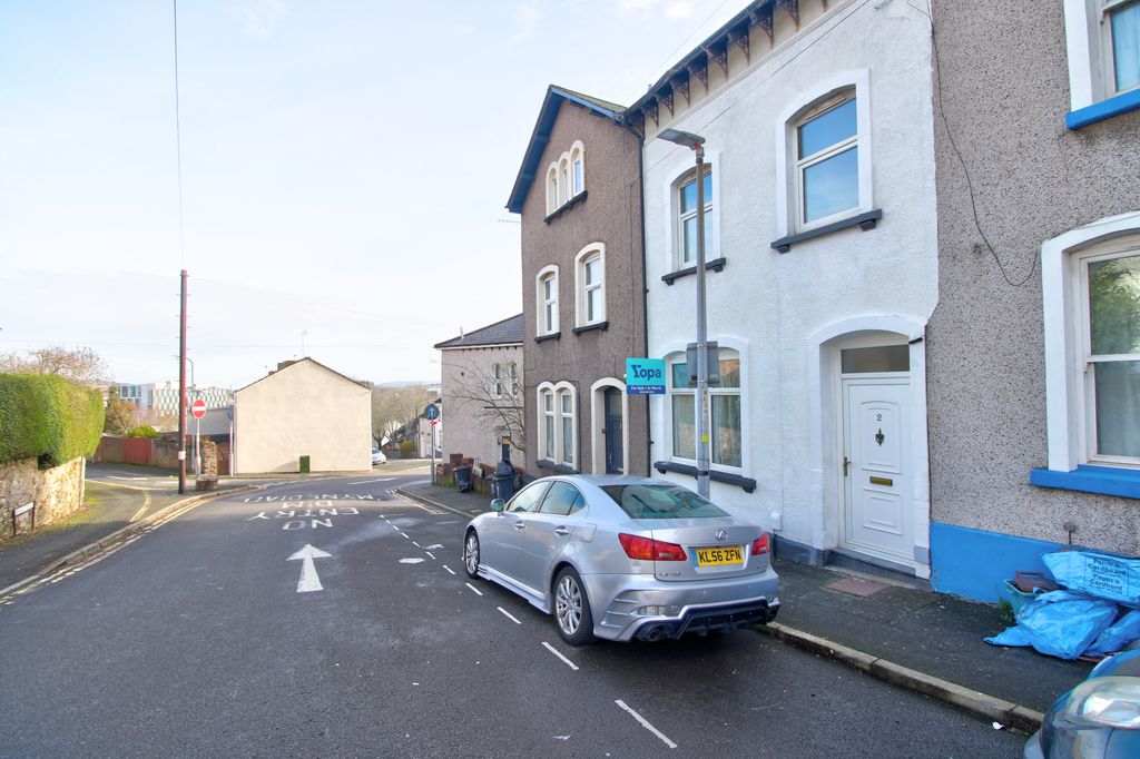 Additional image 5 of 4 bed town house for saleClyffard Crescent, Newport NP20