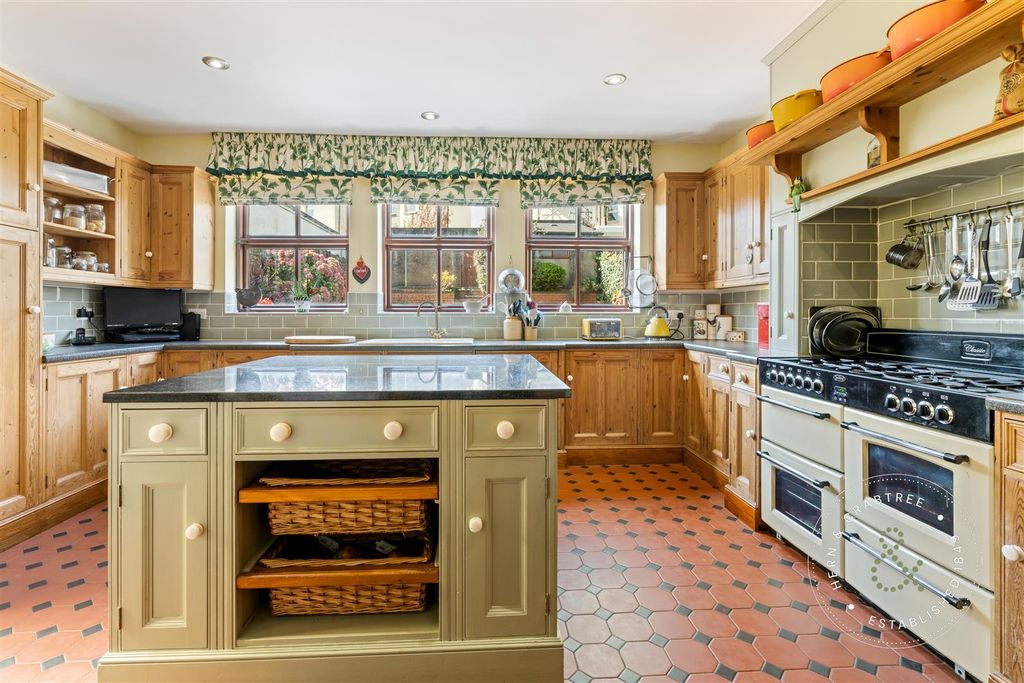 Additional image 25 of 4 bed terraced house for saleNinian Road, Cardiff CF23