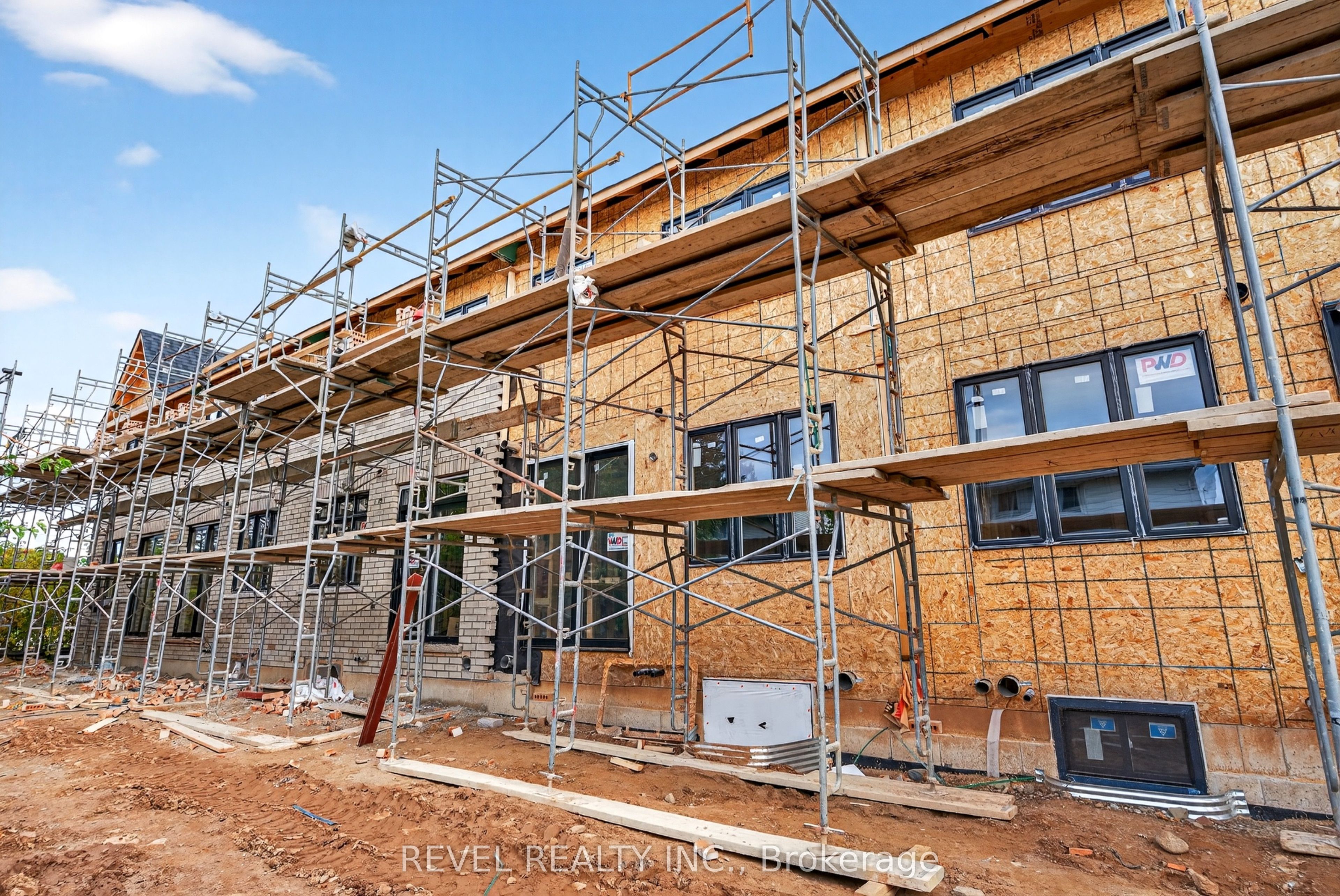 Additional image 5 of 9-600 Maplehill Drive, Burlington, ON, L7N 2W3