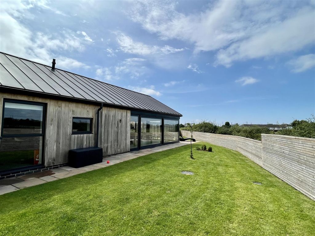 Additional image 34 of 3 bed detached bungalow for saleStarling Close, Rogiet, Caldicot NP26