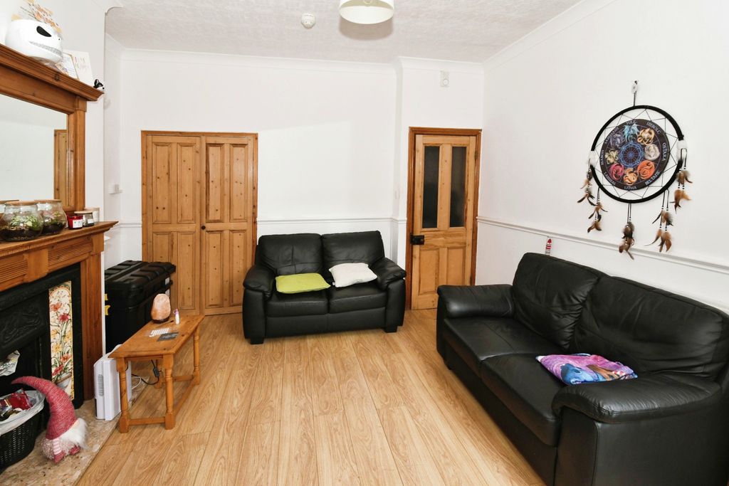 Additional image 13 of 4 bed terraced house for saleSibthorp Street, Lincoln, Lincolnshire LN5