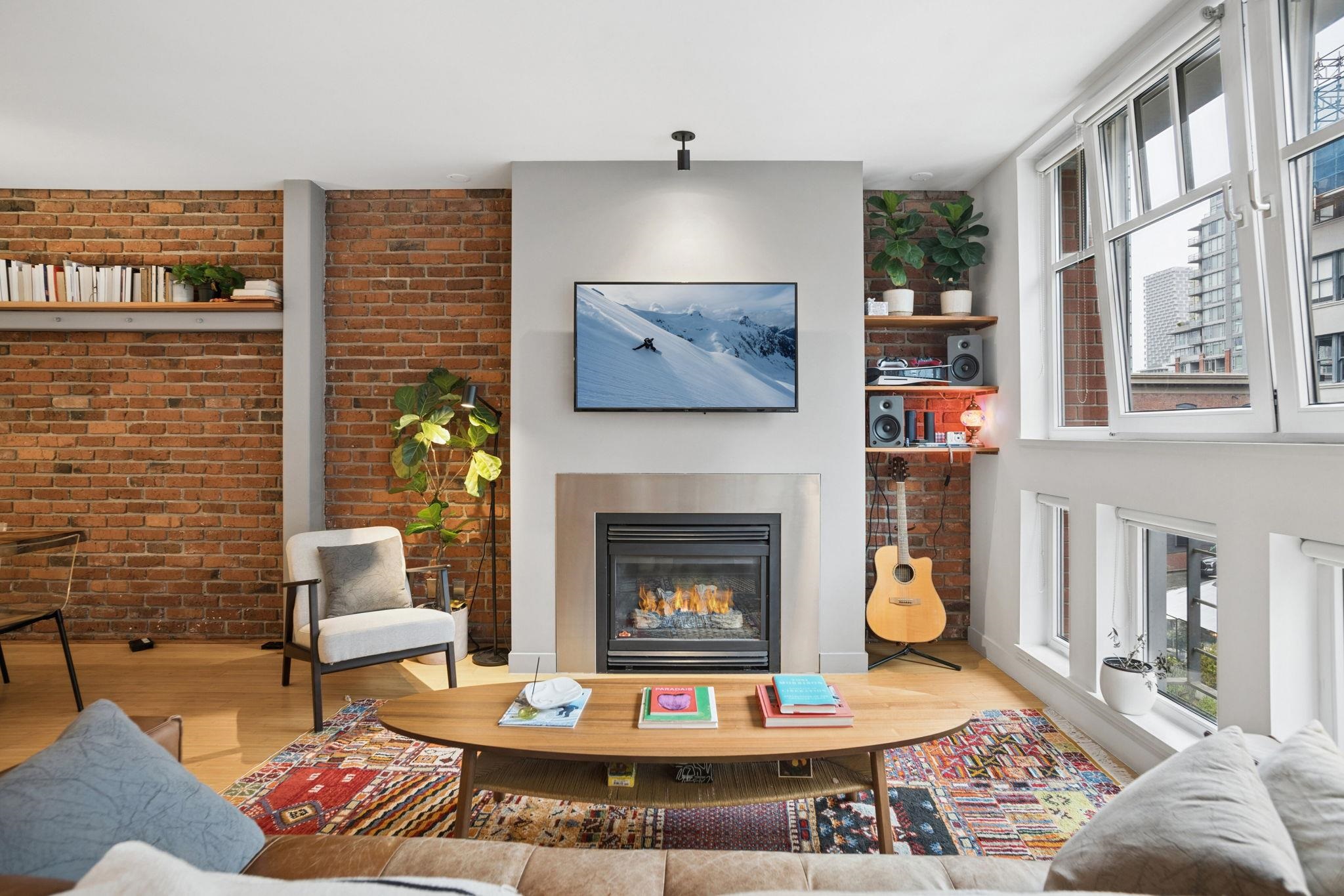 Additional image 3 of 401-1072 Hamilton Street, Vancouver, BC, V6B 2R9