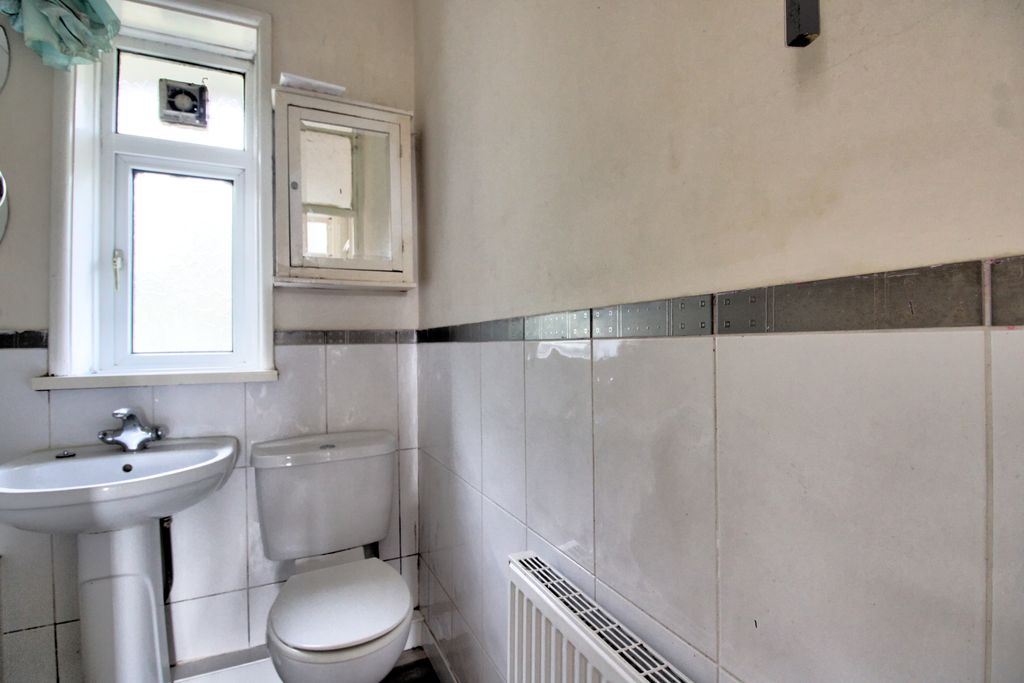Additional image 9 of 3 bed semi-detached house for saleBrynglas Avenue, Newport NP20