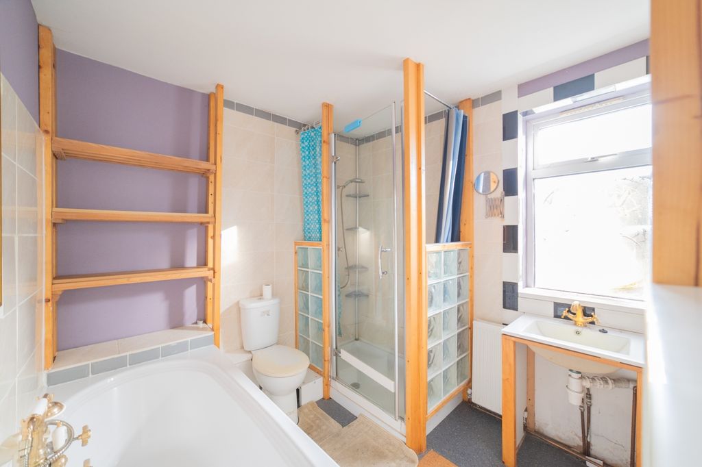 Additional image 10 of 1 bed flat for salePenarth Road, Grangetown CF11