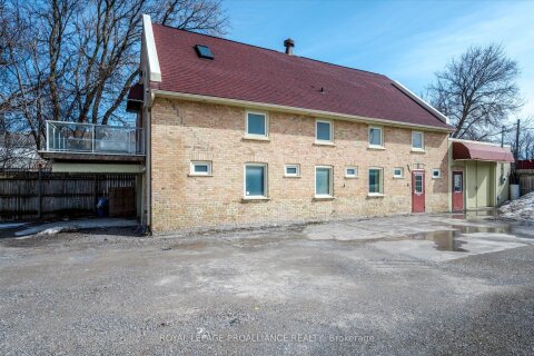 Additional image 8 of Upper Unit-255 Mcdonnel Street S, Peterborough, ON, K9H 2W2