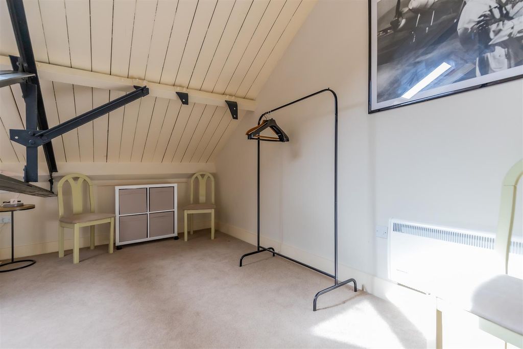 Additional image 16 of 1 bed flat for salePendyris Street, Cardiff CF11