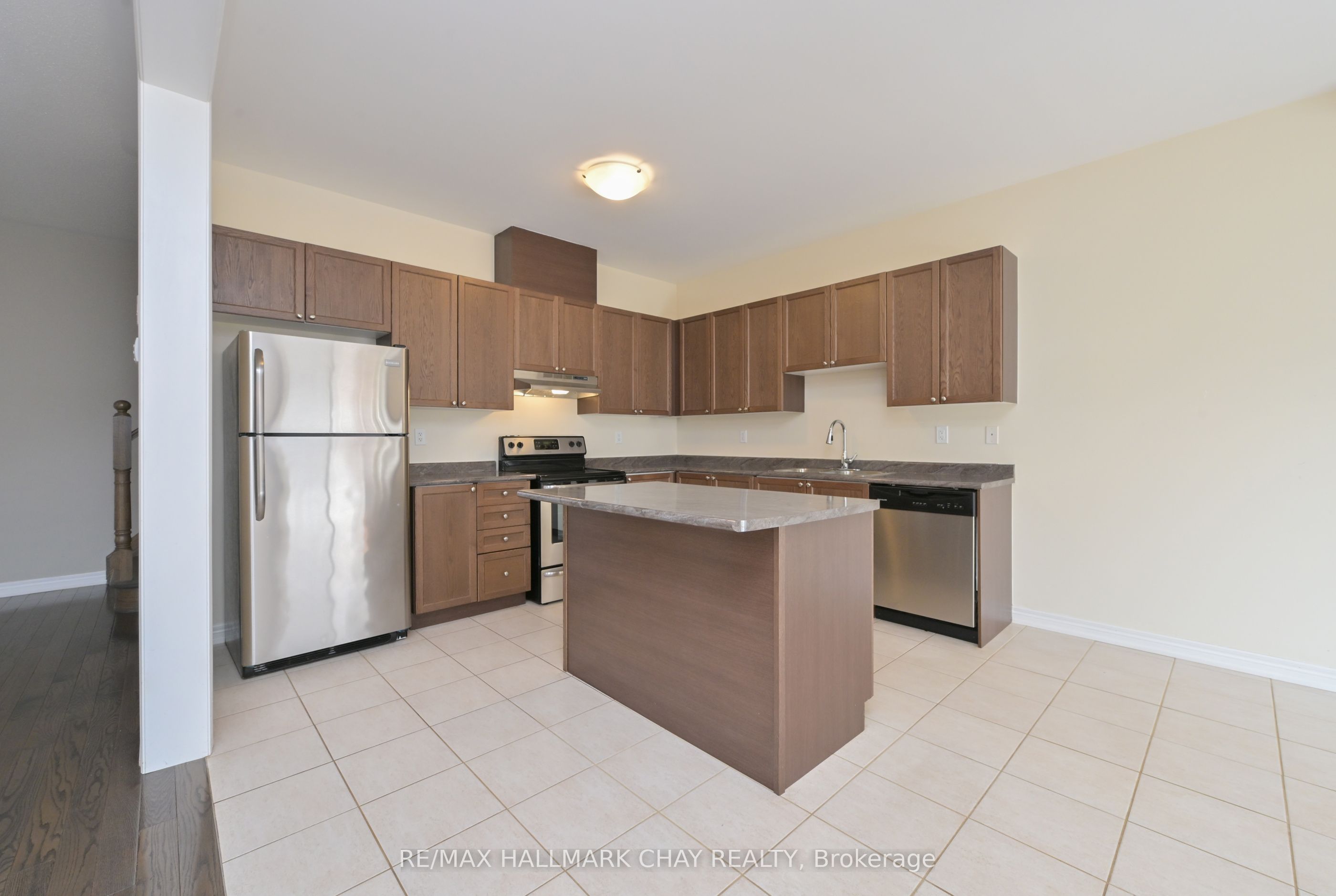 Additional image 6 of 25 Mandley Street, Essa, ON, L3W 0B6