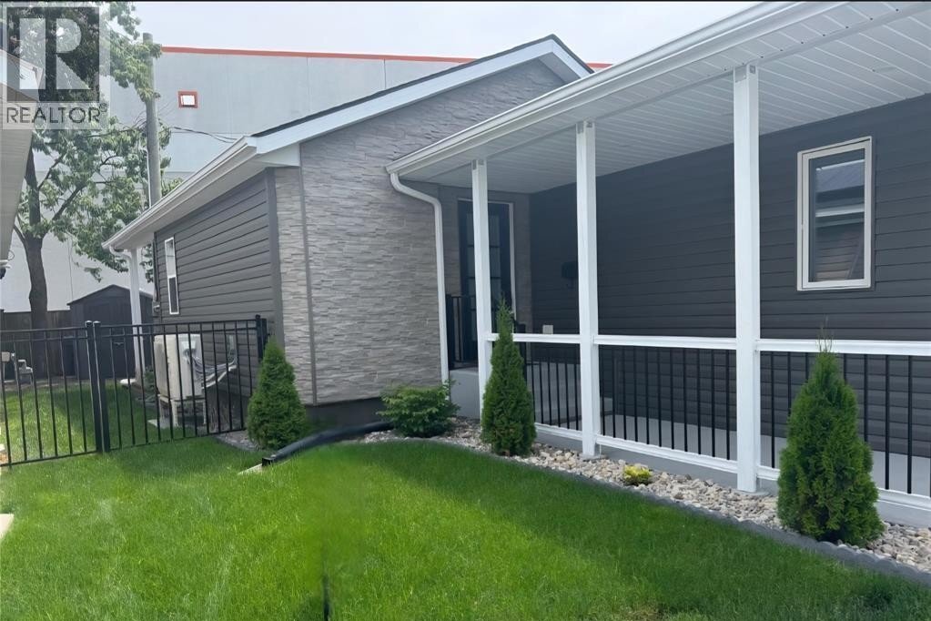 Additional image 7 of 20 Bonita , Windsor, ON, N8W2B5