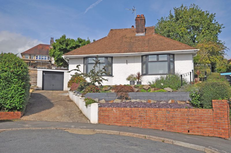 2 bed detached bungalow for saleRenovated Bungalow, Ridgeway Court, Newport NP20