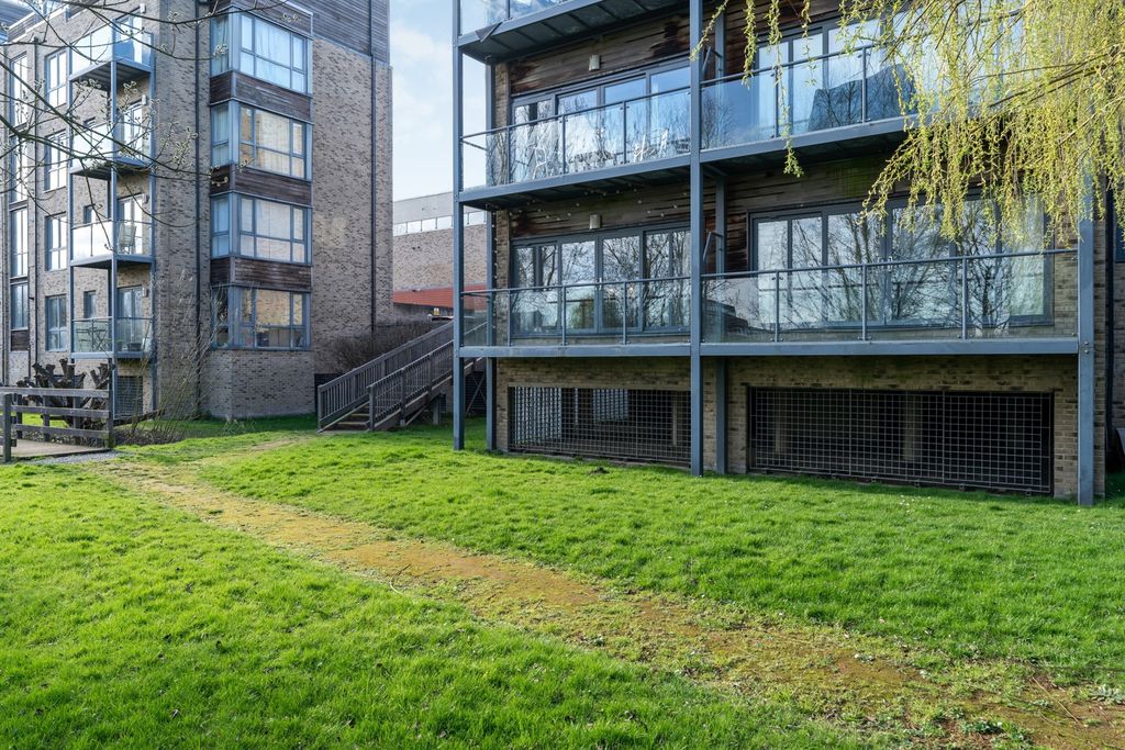 Additional image 24 of 2 bed flat for salePepys Court, Cambridge, Cambridgeshire CB4