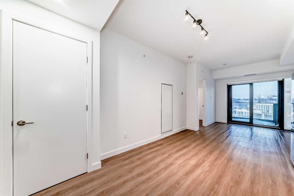 Additional image 5 of 1313-730 2 Avenue, Calgary, AB, T2P 1R8