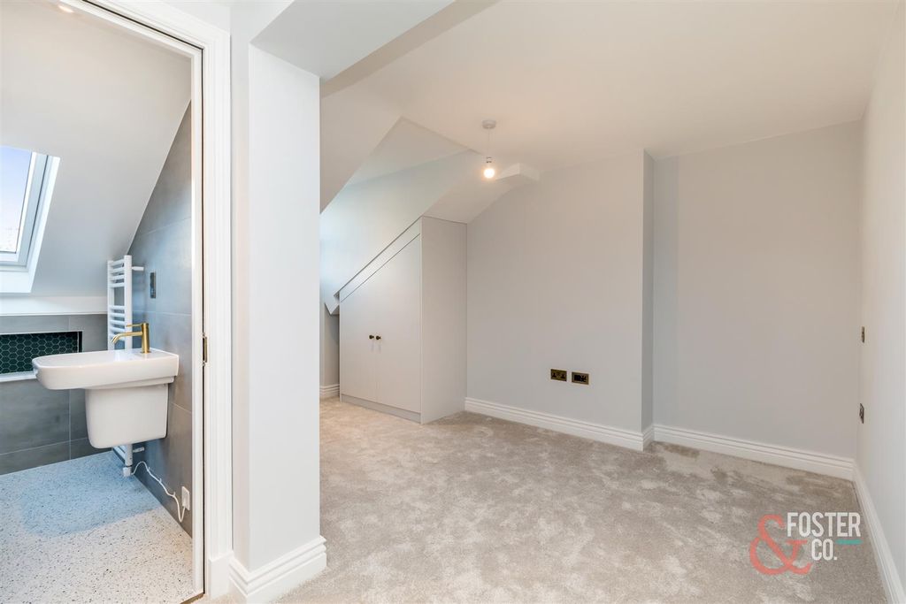 Additional image 18 of 4 bed flat for saleGrand Avenue, Hove BN3