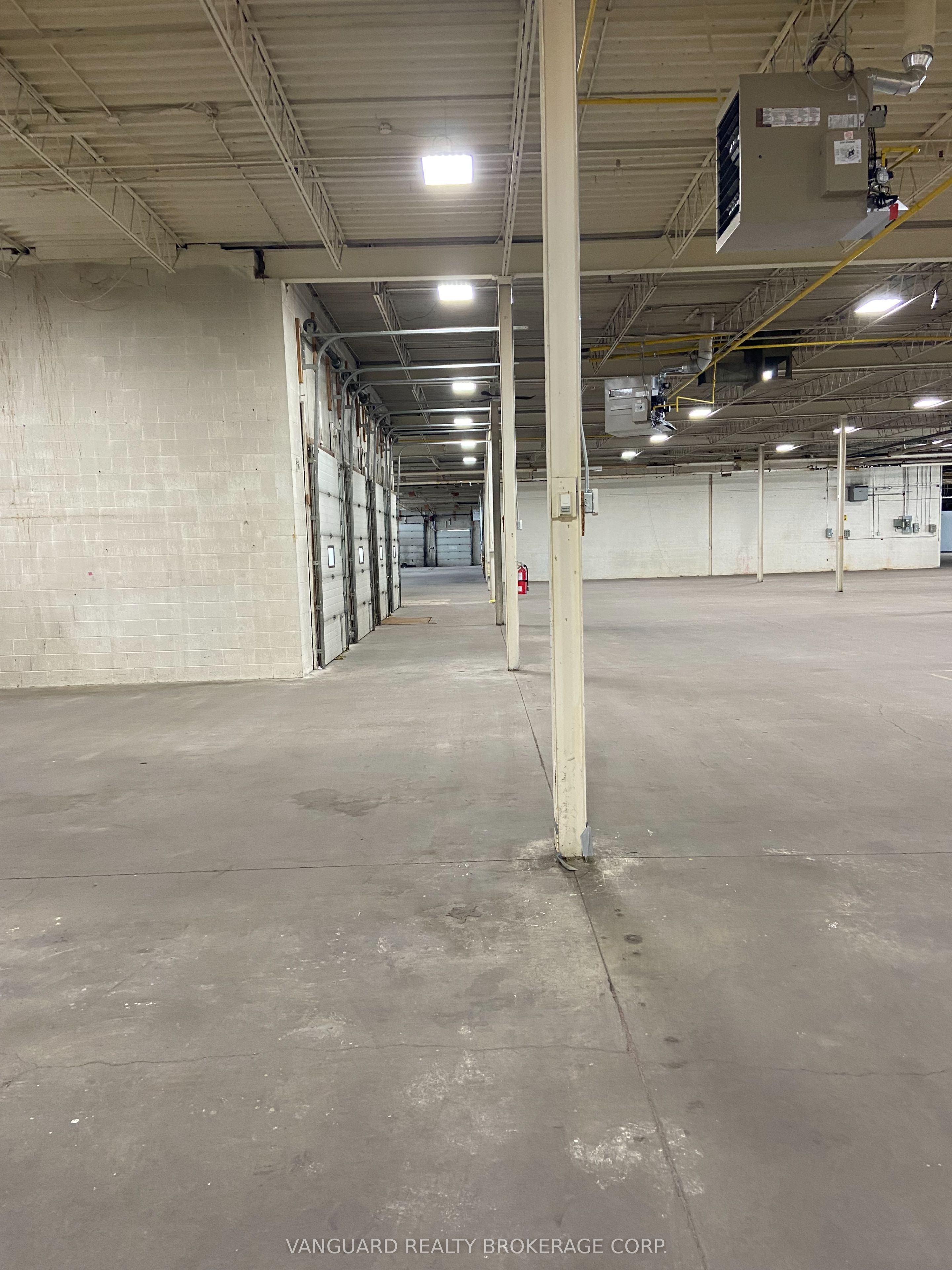 100 Brisbane Road, Toronto, ON, M3J 2K2 photo 4