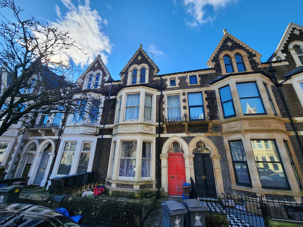 2 bed flat for saleConnaught Road, Cardiff CF24