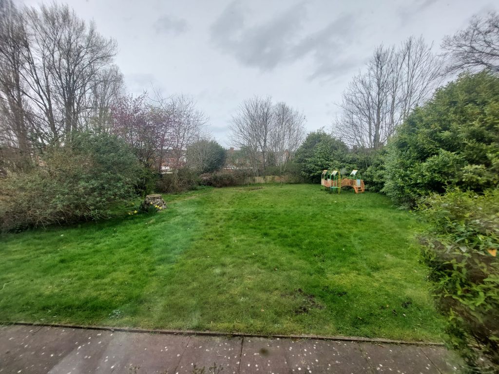 7 bed shared accommodation to rentWoodlands Road, Birmingham B11 photo 3
