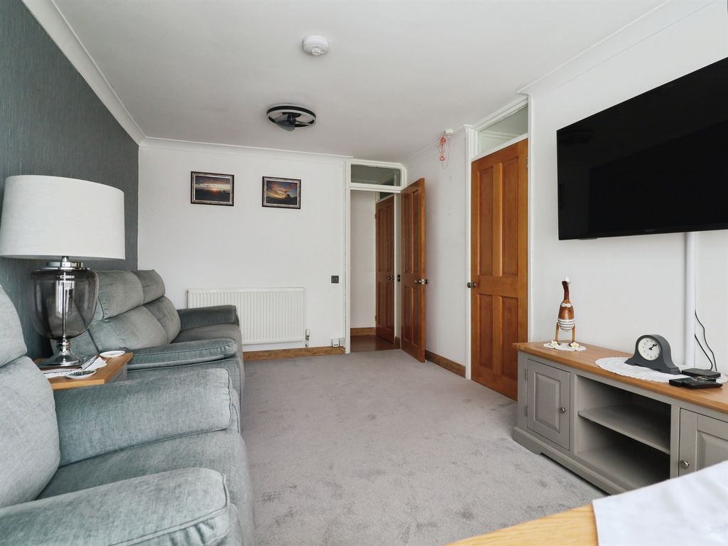 Additional image 4 of 2 bed flat for saleWentloog Road, Rumney, Cardiff CF3