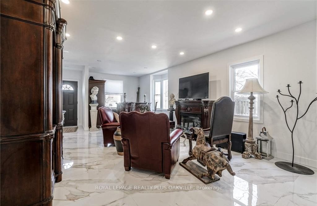 Additional image 6 of 564 Lyons Lane, Oakville, ON, L6J 2Y1
