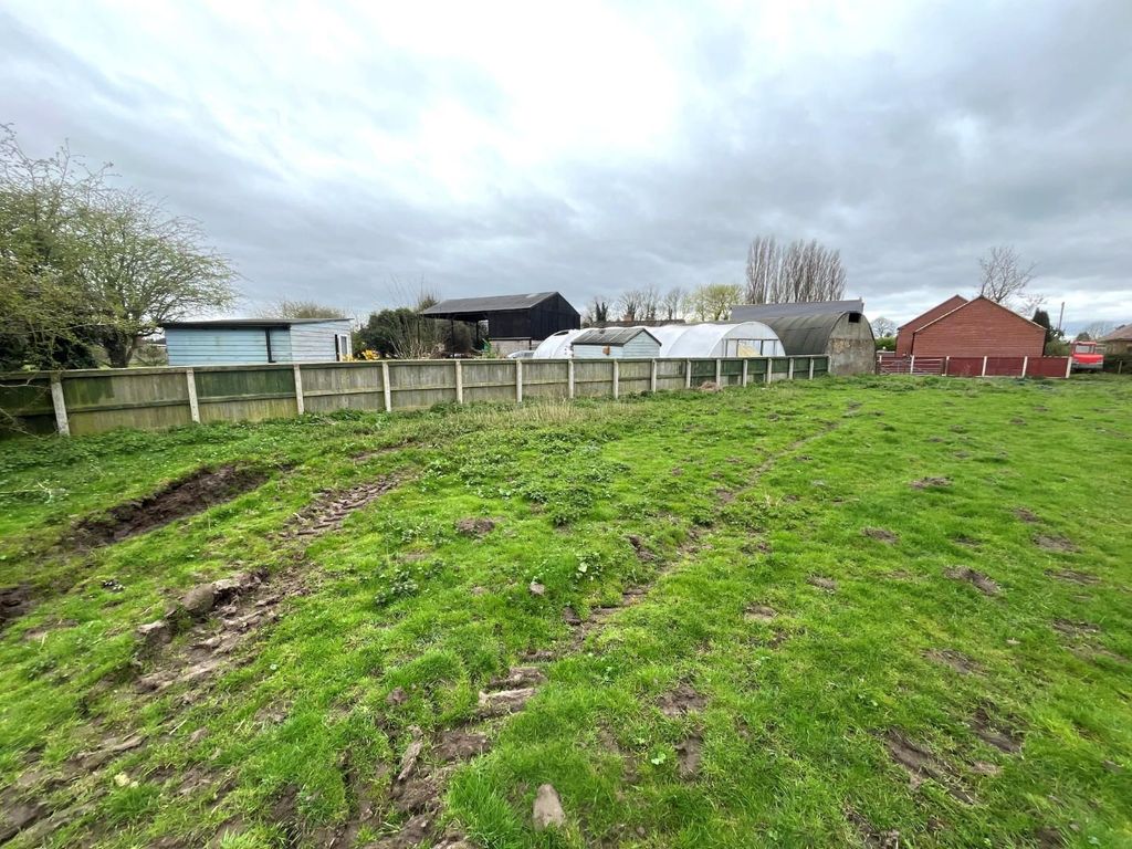 Additional image 2 of Land for saleWoodhouse Road, Woodhouse, Belton DN9