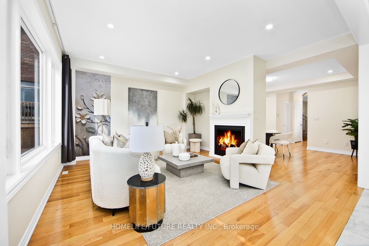 Additional image 4 of 1193 Enchanted Crescent, Pickering, ON, L1X 0H1