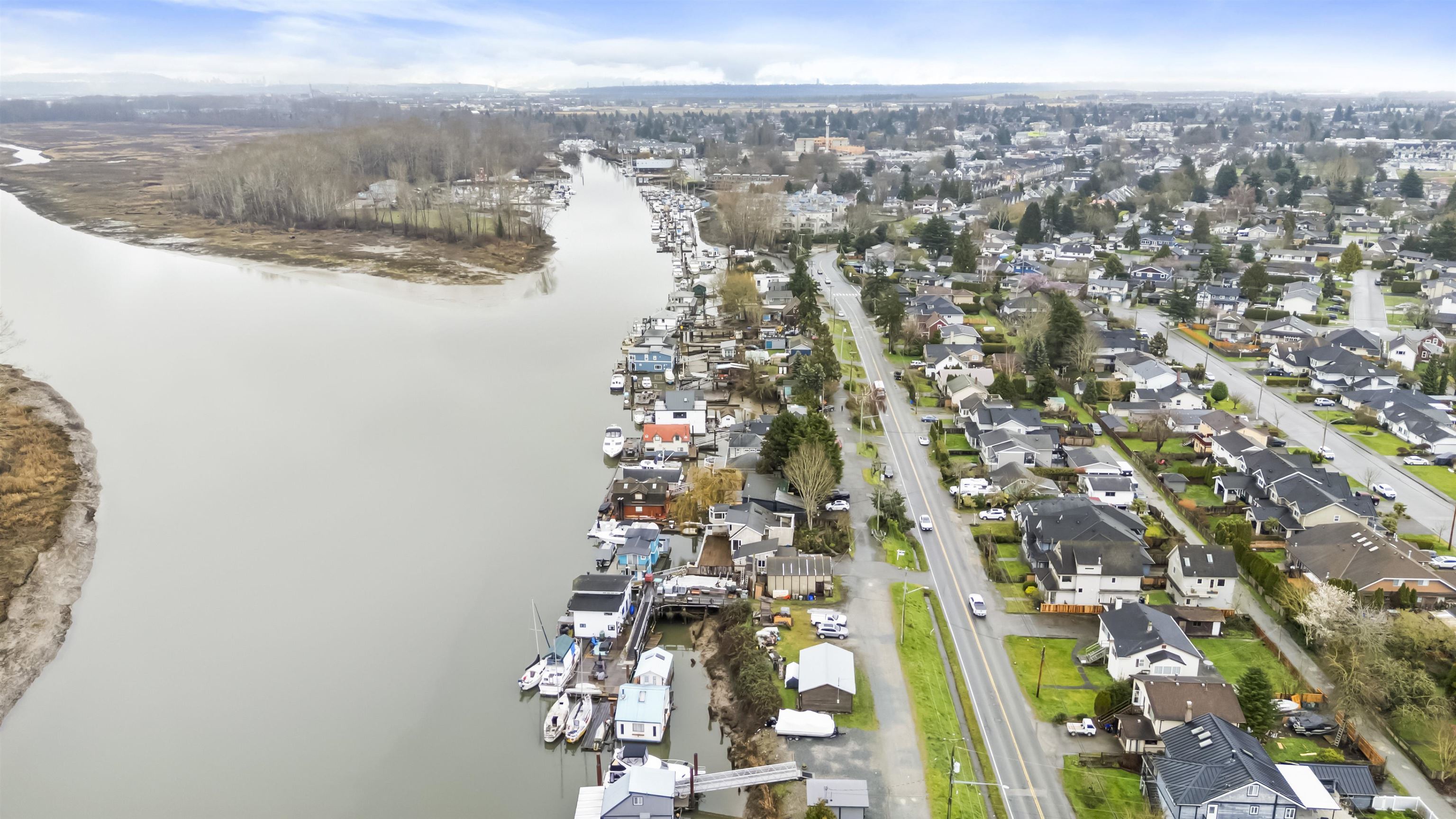 Additional image 2 of 4515 River Road W, Delta, BC, V4K 1R9