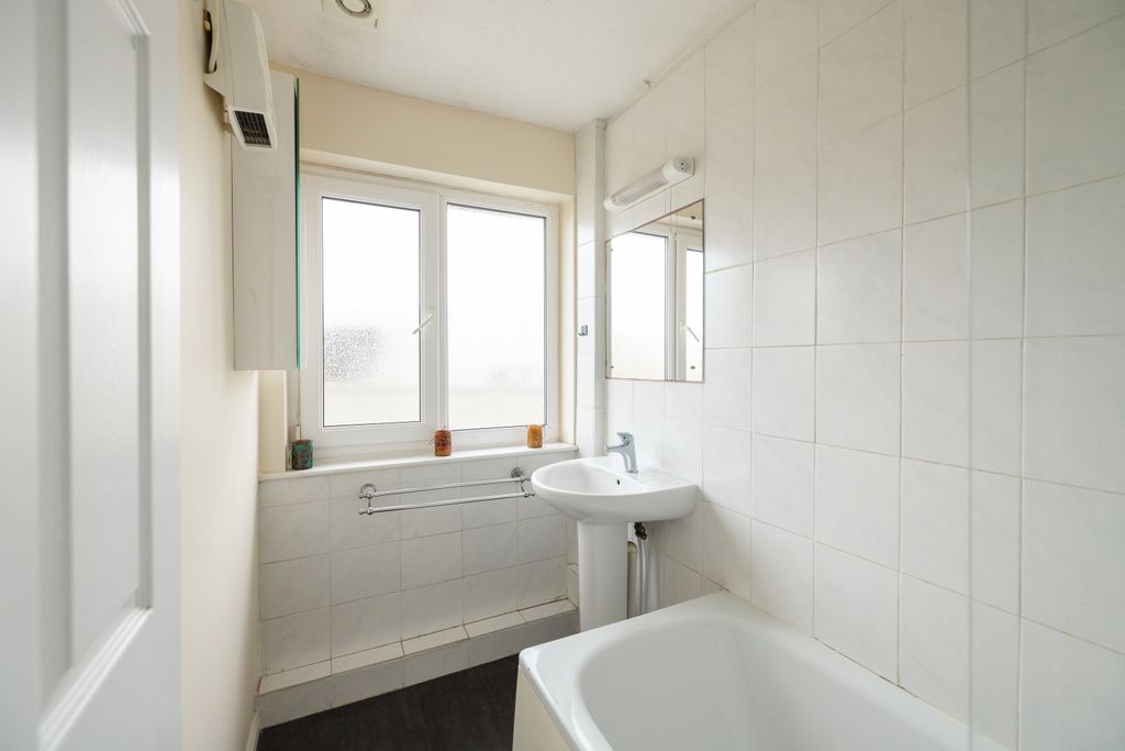 Additional image 20 of 3 bed semi-detached house for saleLa Tonnelle Clos Vale Road, St. Sampson, Guernsey GY2
