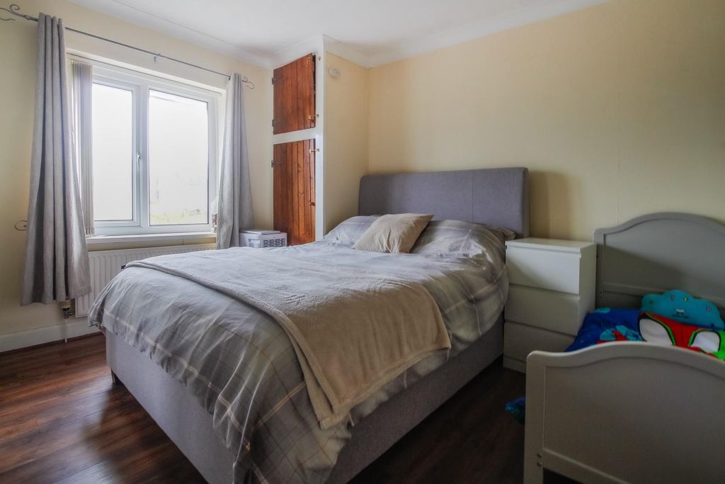 Additional image 12 of 4 bed end terrace house for saleCaerphilly Road, Heath CF14