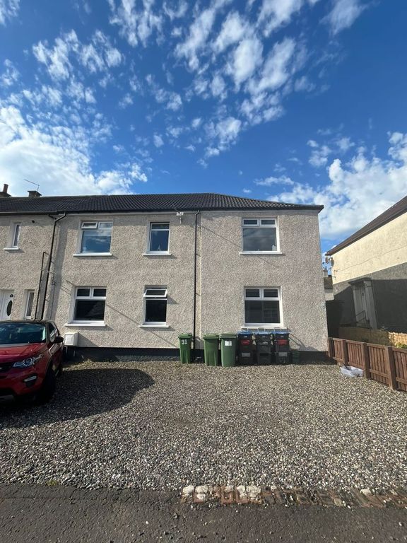 3 bed flat for sale41 Sunnyside Crescent, Mauchline, Ayrshire KA5