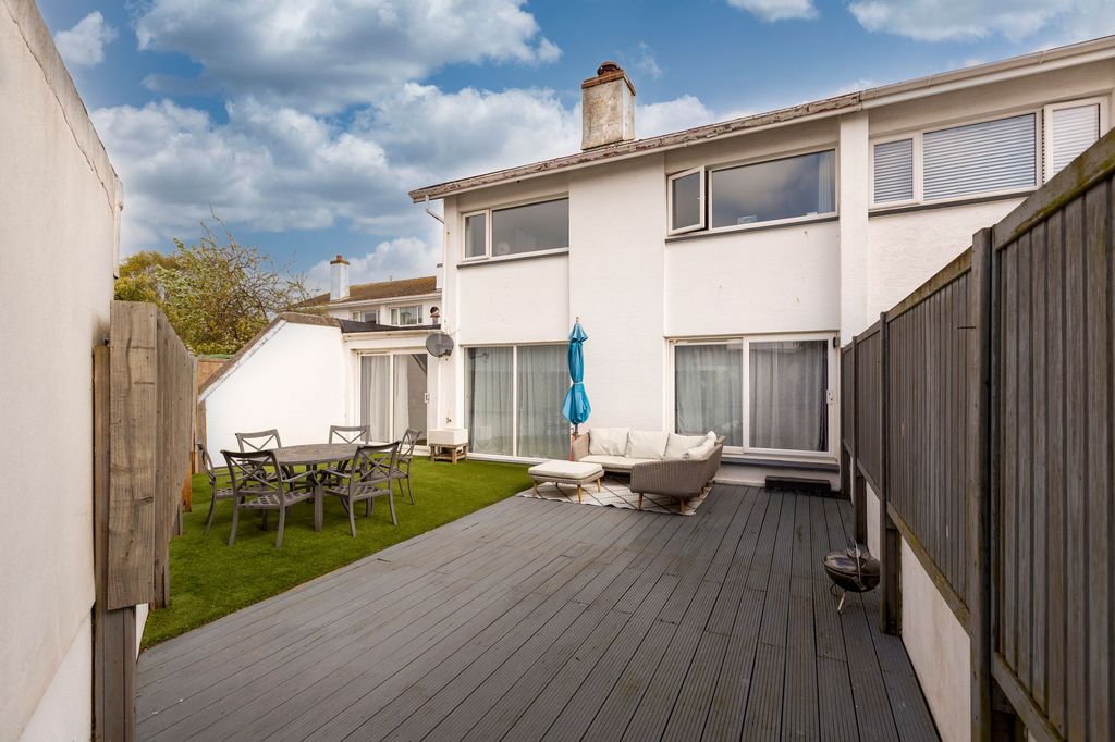 Additional image 24 of 4 bed semi-detached house for sale13 Nomond Avenue, St Helier JE2
