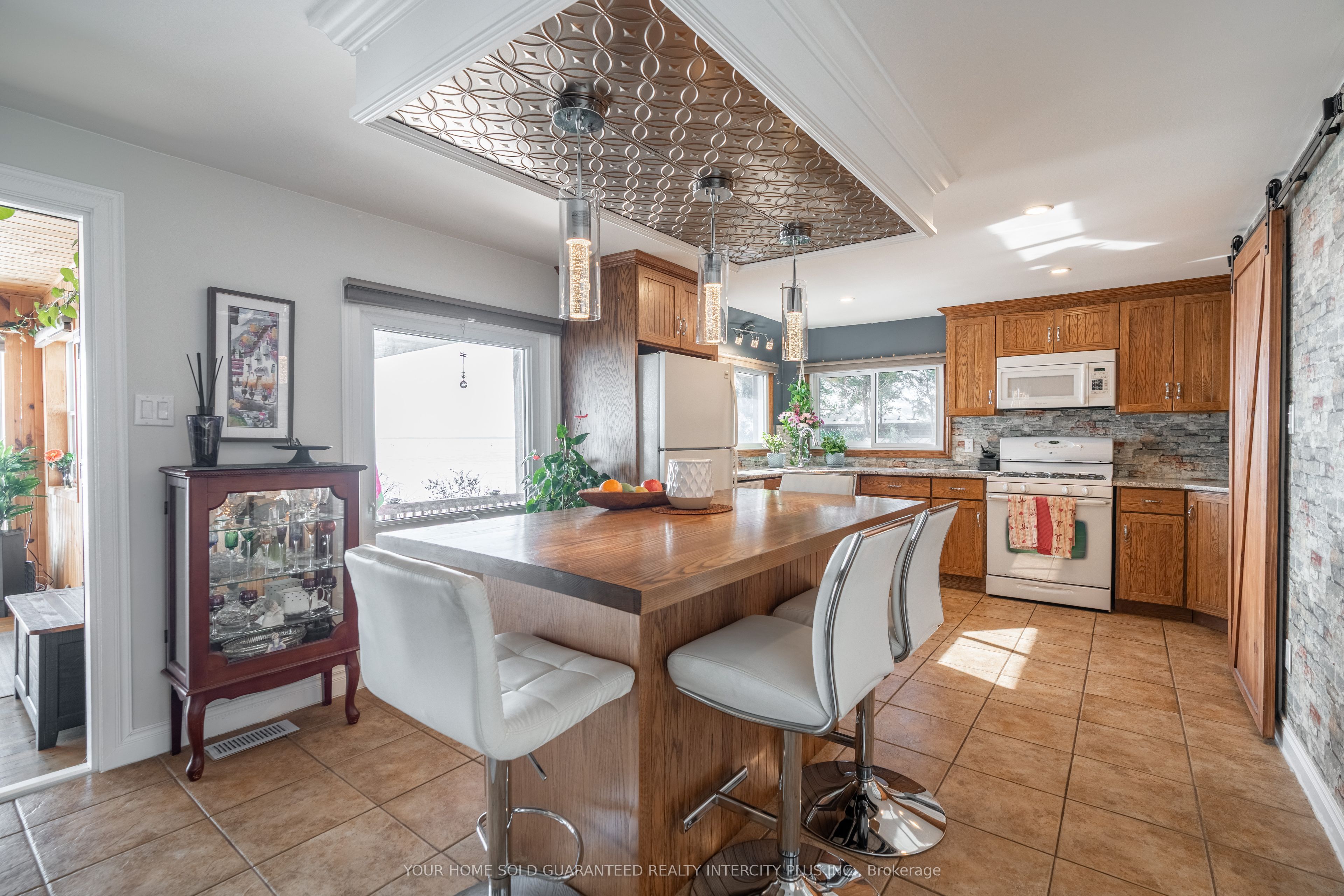 Additional image 2 of 17 Bee Street, Norfolk, ON, N0E 1P0
