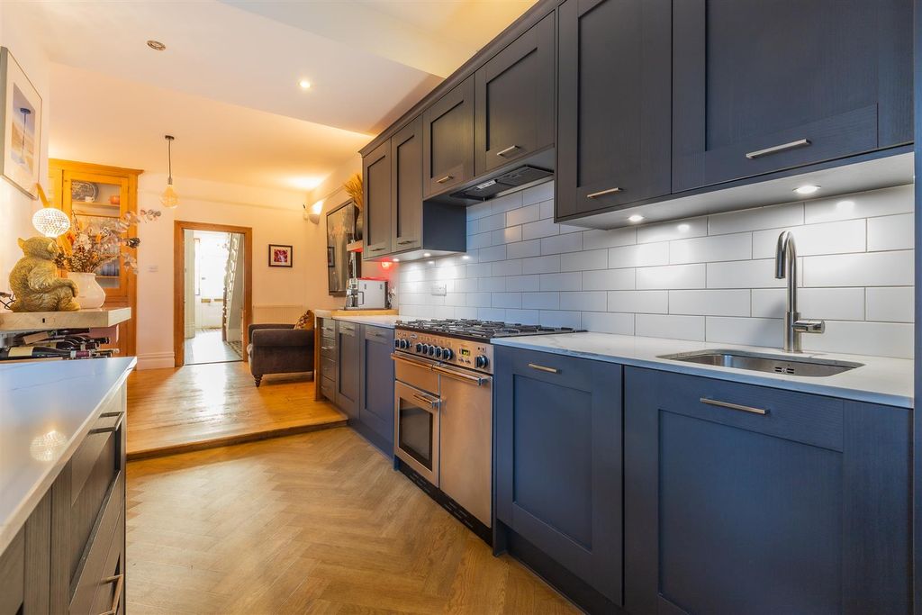 Additional image 4 of 6 bed property for saleCathedral Road, Pontcanna, Cardiff CF11