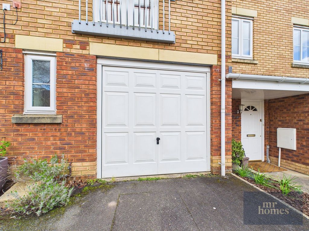 Additional image 11 of 4 bed town house for saleReardon Smith Court, Fairwater, Cardiff CF5