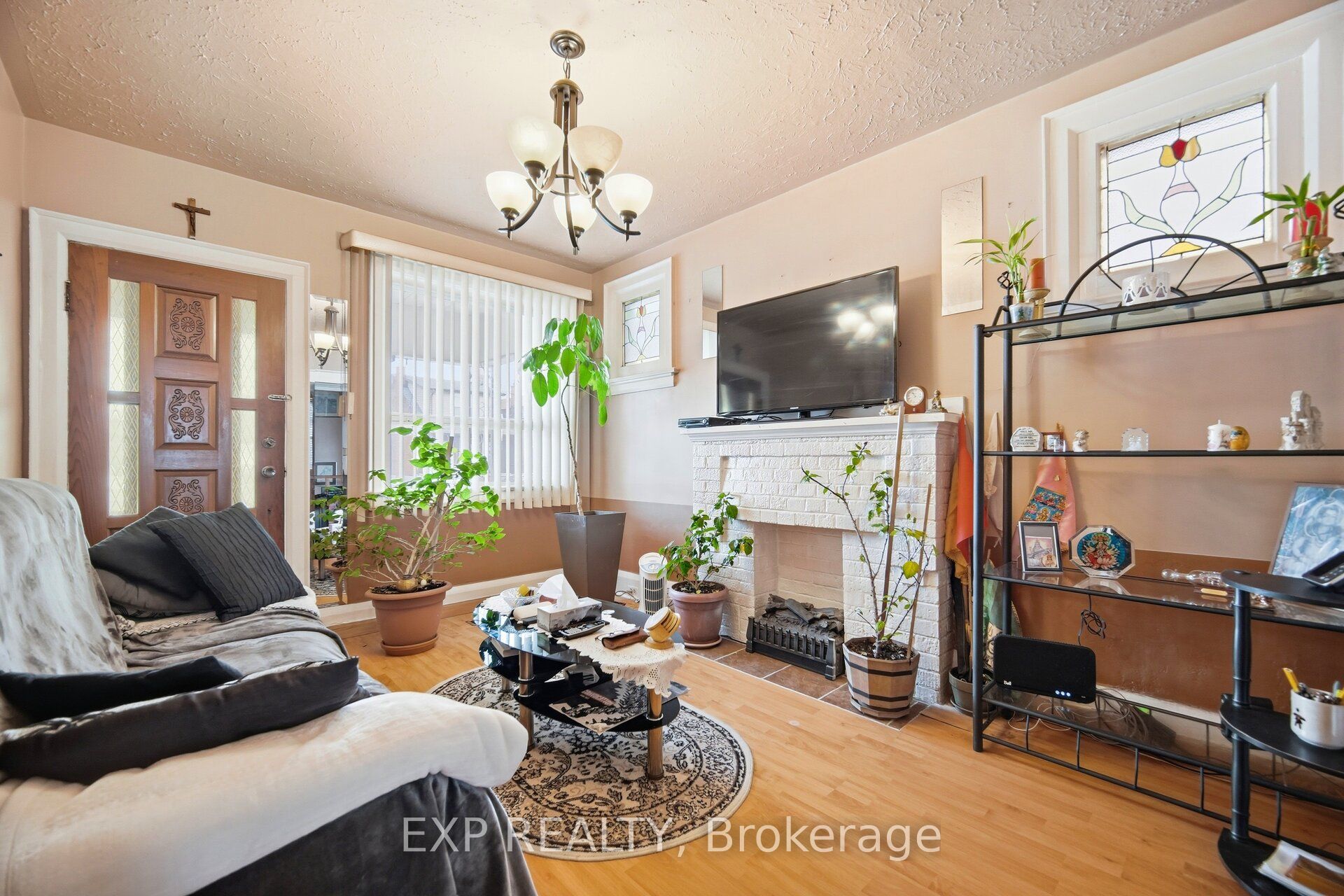 Additional image 4 of 105 Rogers Road, Toronto, ON, M6E 1P4