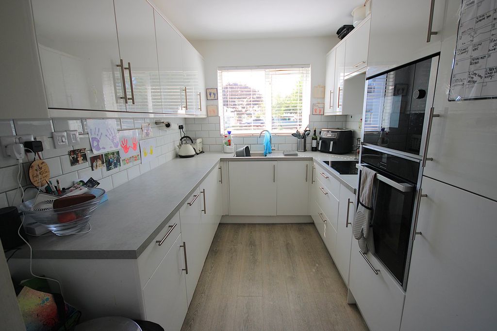 Additional image 6 of 2 bed flat for saleElizabeth Avenue, St Brelade JE3
