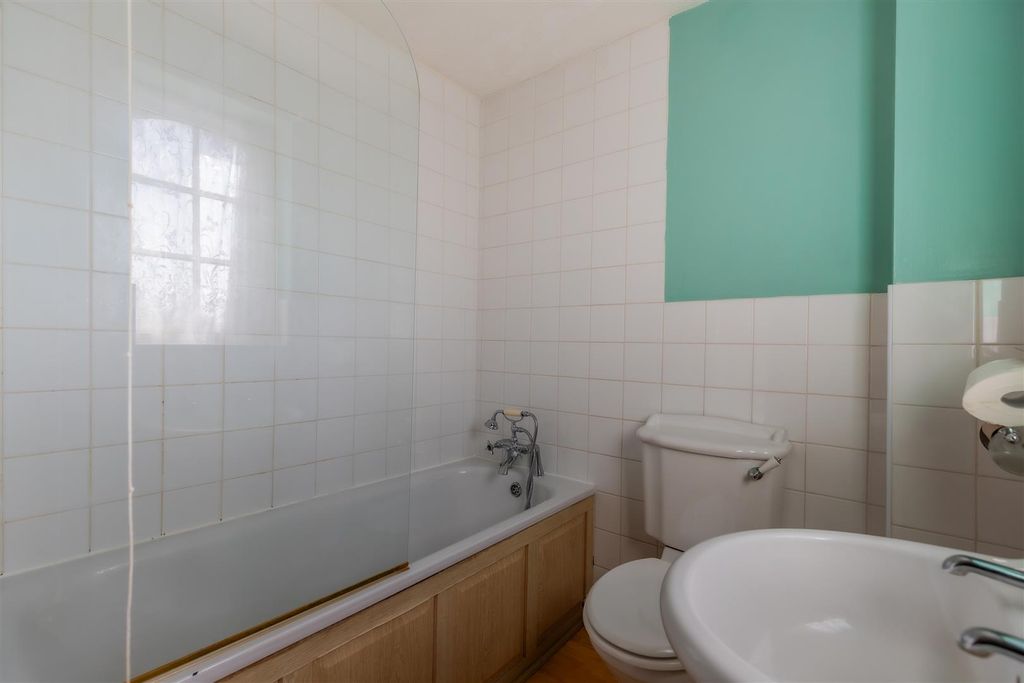 Additional image 10 of 1 bed property for saleAshdene Close, Fairwater, Cardiff CF5