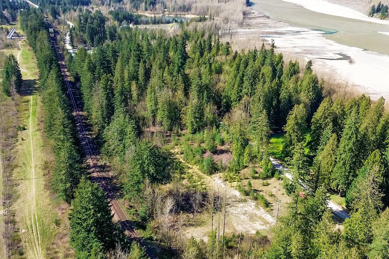 64053 Tom Berry Road, Hope, BC, V0X 1L2 photo 3