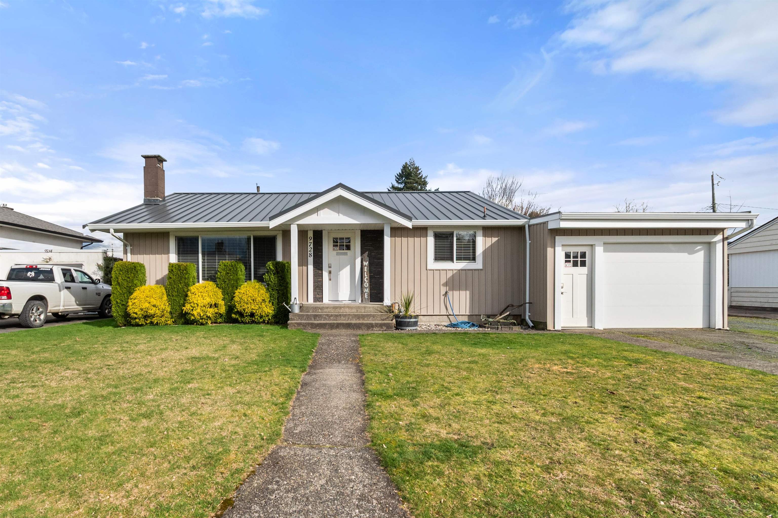 9728 Heather Street, Chilliwack, BC, V2P 5M6