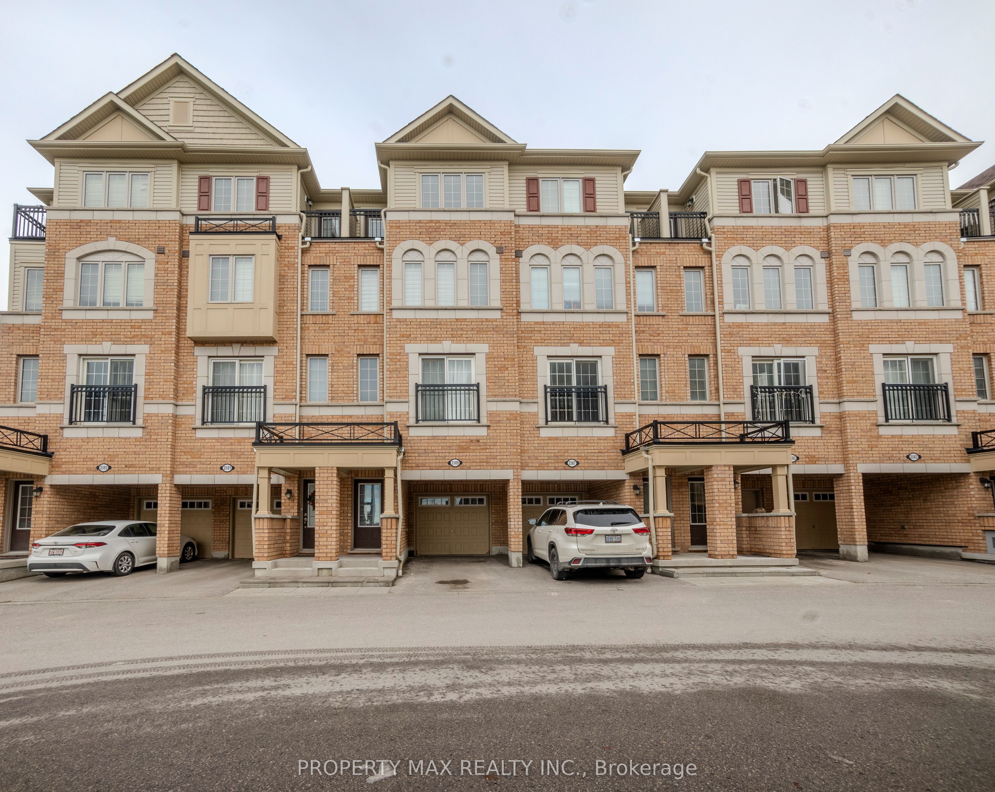 2589 Bromus Path, Oshawa, ON, L1L 0K7 photo 2