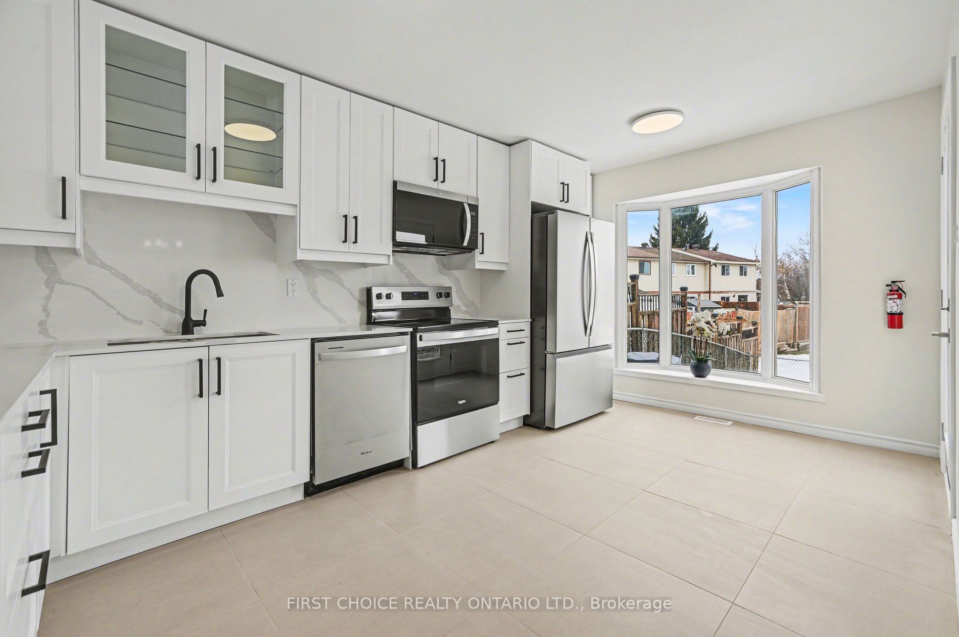 Additional image 6 of 883 Lawnsberry Drive, Ottawa, ON, K1E 1Y2
