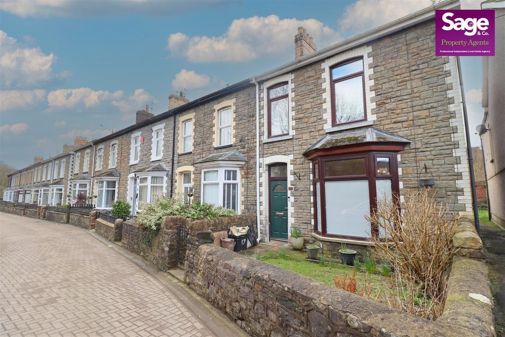 2 bed end terrace house for saleLewis Terrace, Pontnewynydd, Pontypool NP4