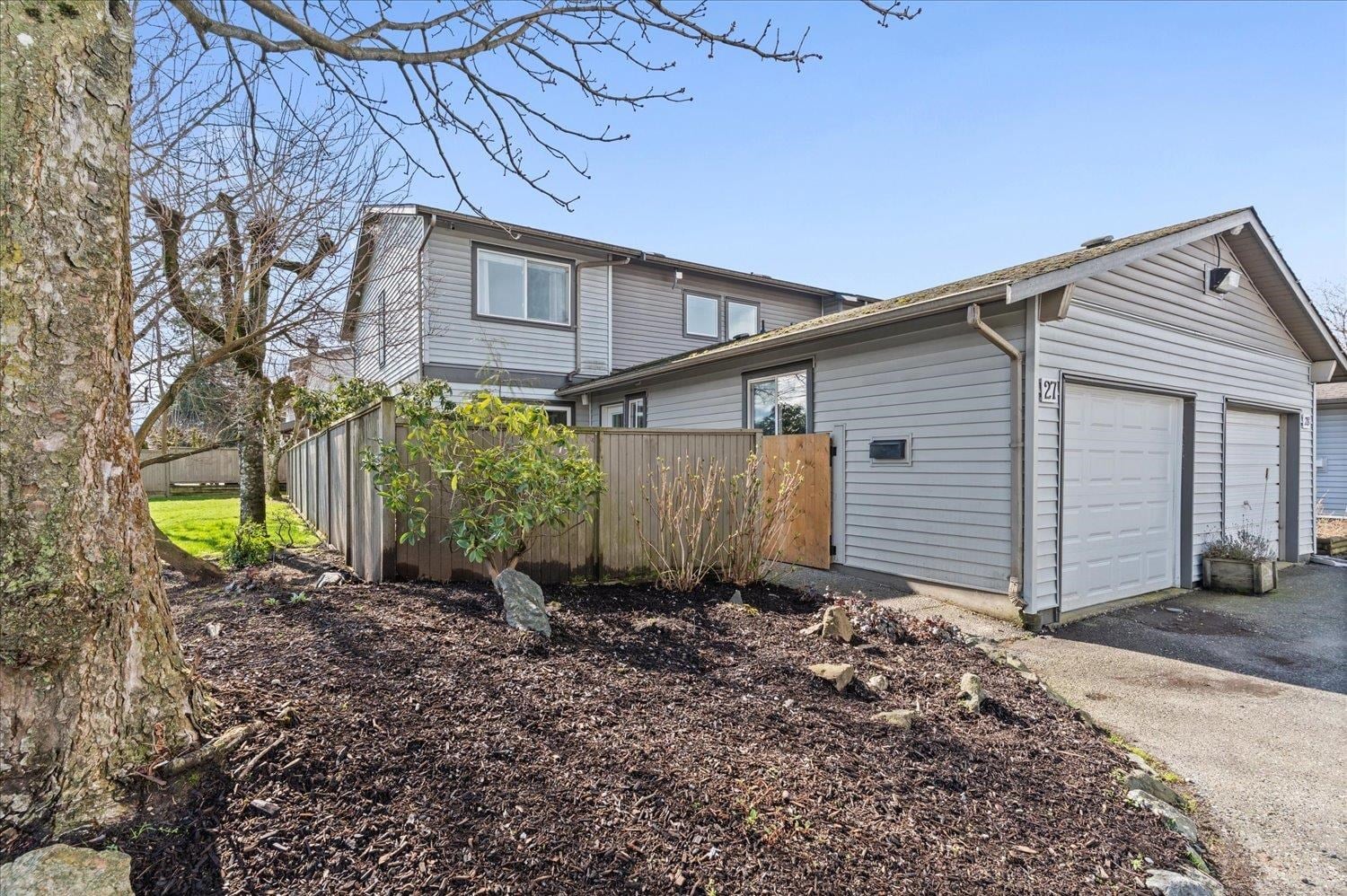 27-46689 First Avenue, Chilliwack, BC, V2P 1X5