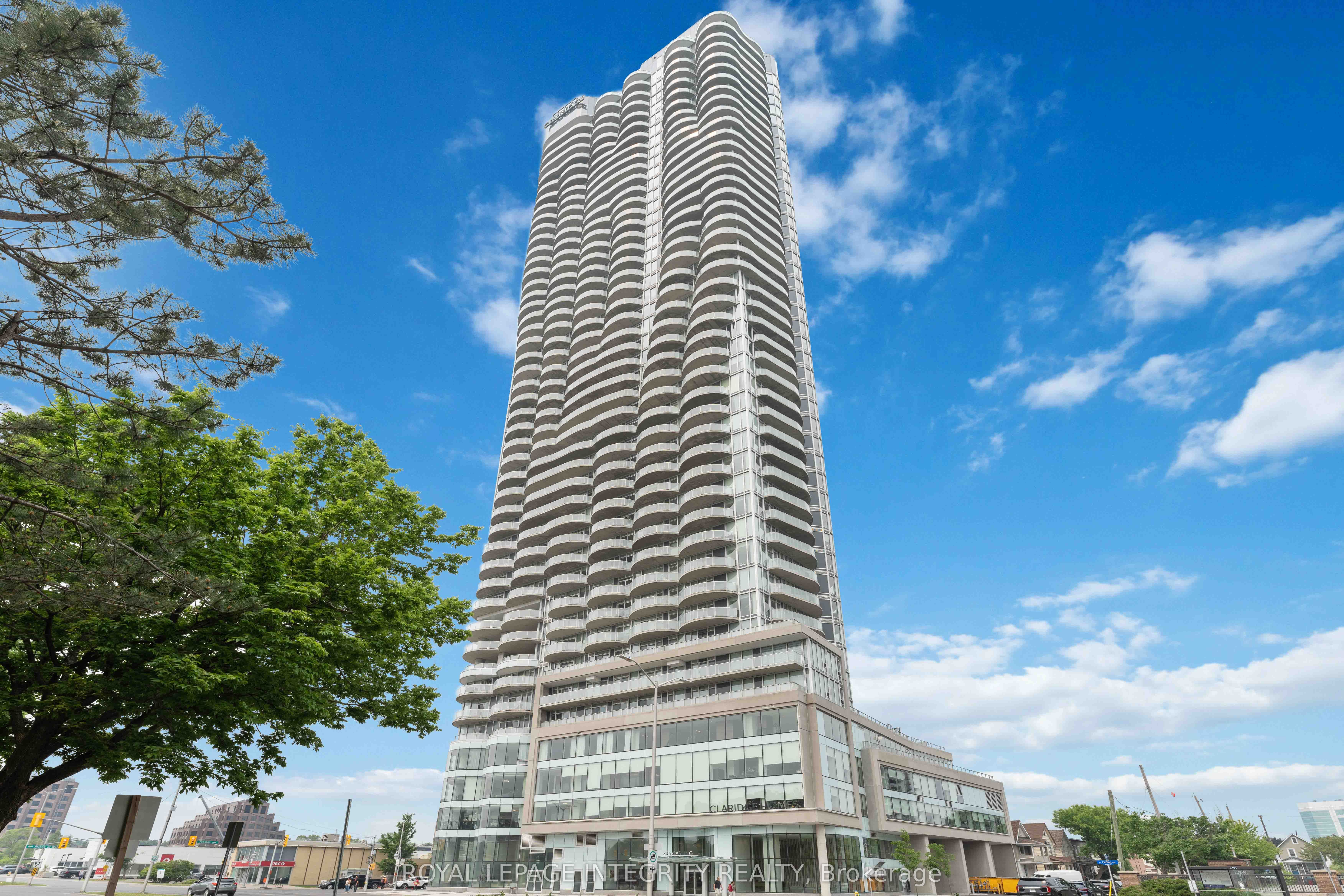 Additional image 2 of 1008-805 Carling Avenue, Ottawa, ON, K1S 5W9
