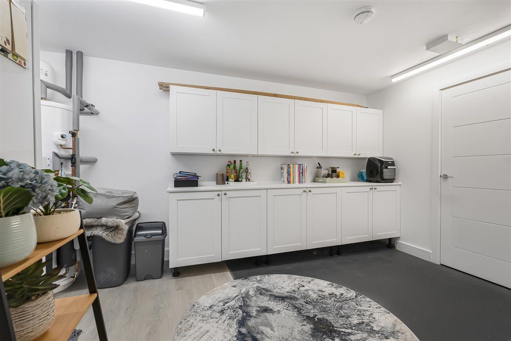 Additional image 10 of 2 bed detached house for saleFairfield End, Cambridge CB5