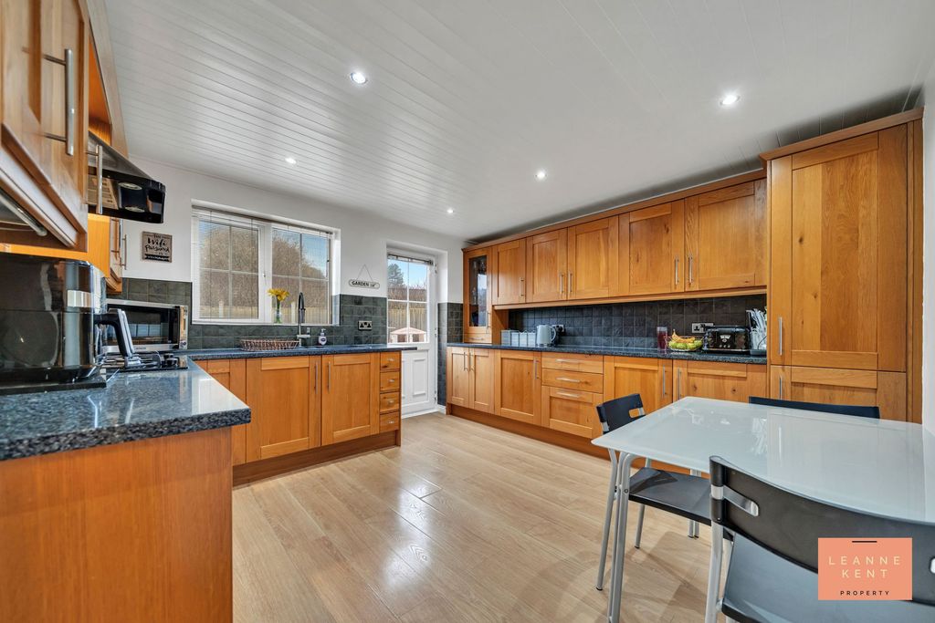 Additional image 13 of 4 bed detached house for saleHeol Tyddyn, Caerphilly CF83