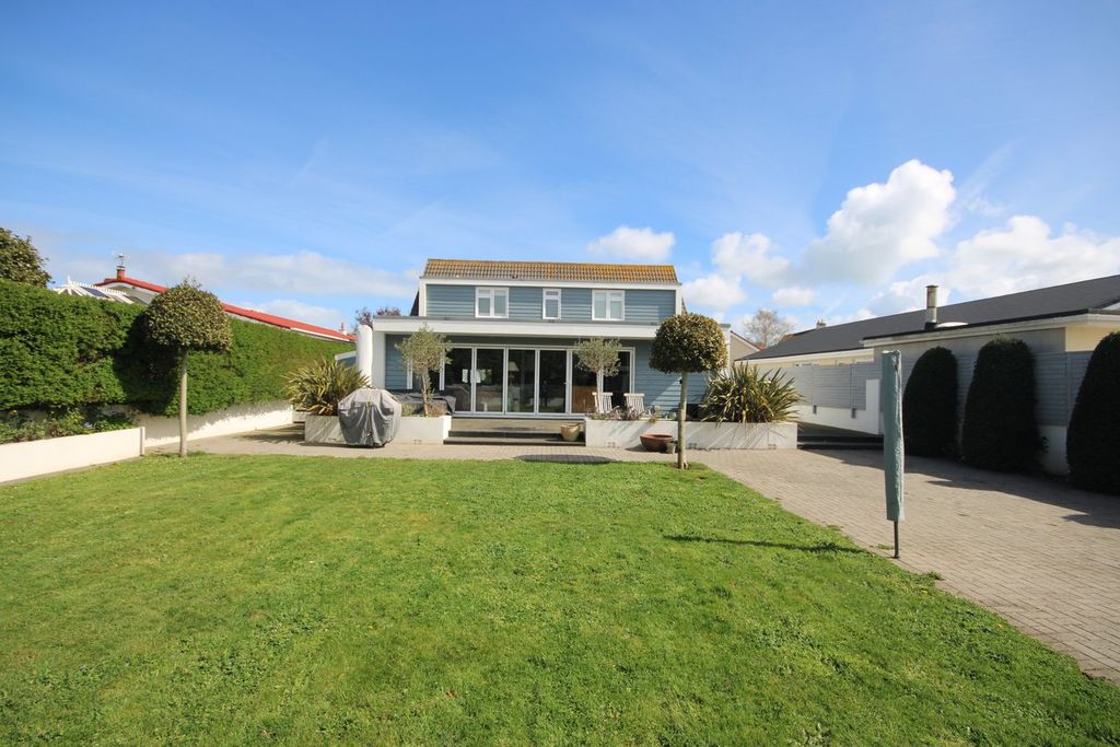 3 bed detached house for saleLe Mont Arthur, St Brelade JE3