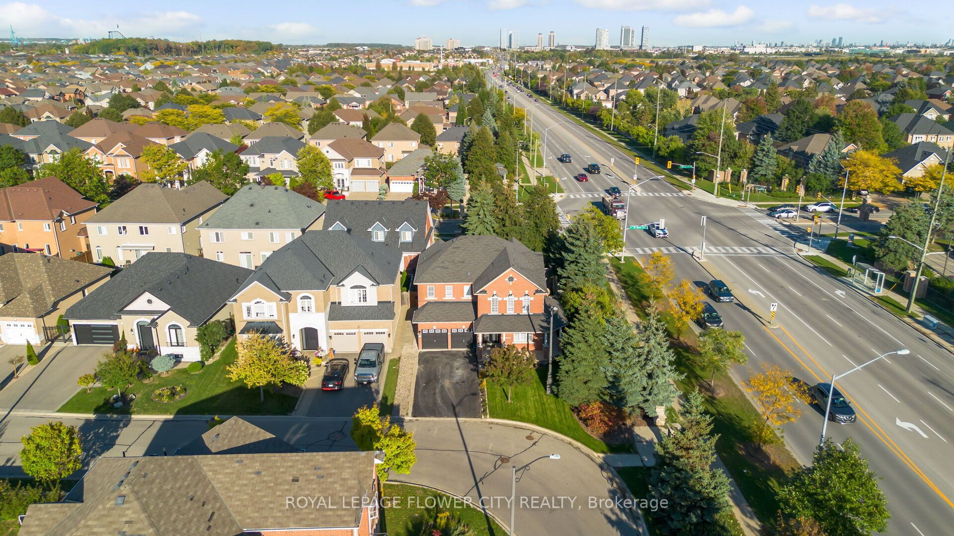 Additional image 2 of 57 St Nicholas Crescent, Vaughan, ON, L4H 3E5
