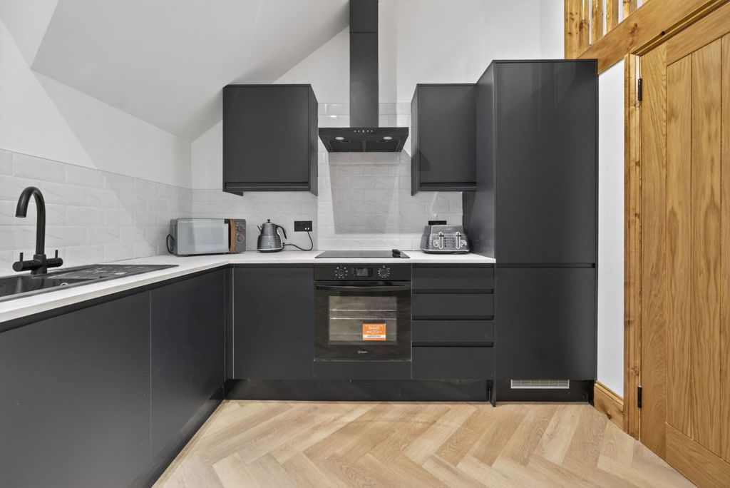 Additional image 2 of 4 bed restaurant for saleMackintosh Place, Cardiff CF24