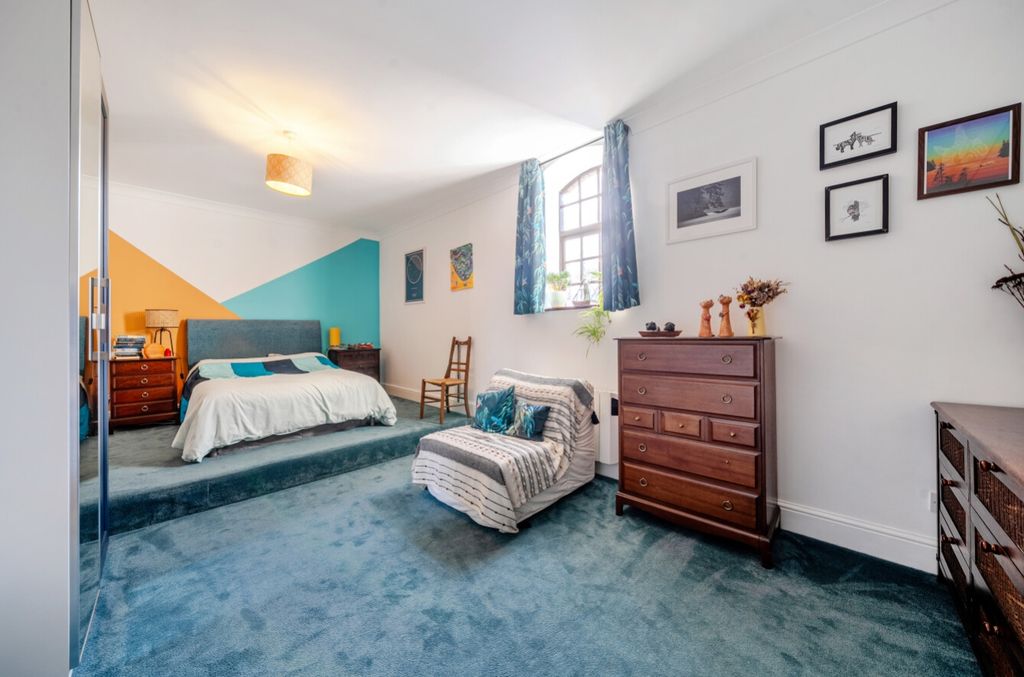Additional image 12 of 2 bed flat for saleCrown Mill Vernon Street, Lincoln, Lincolnshire LN5