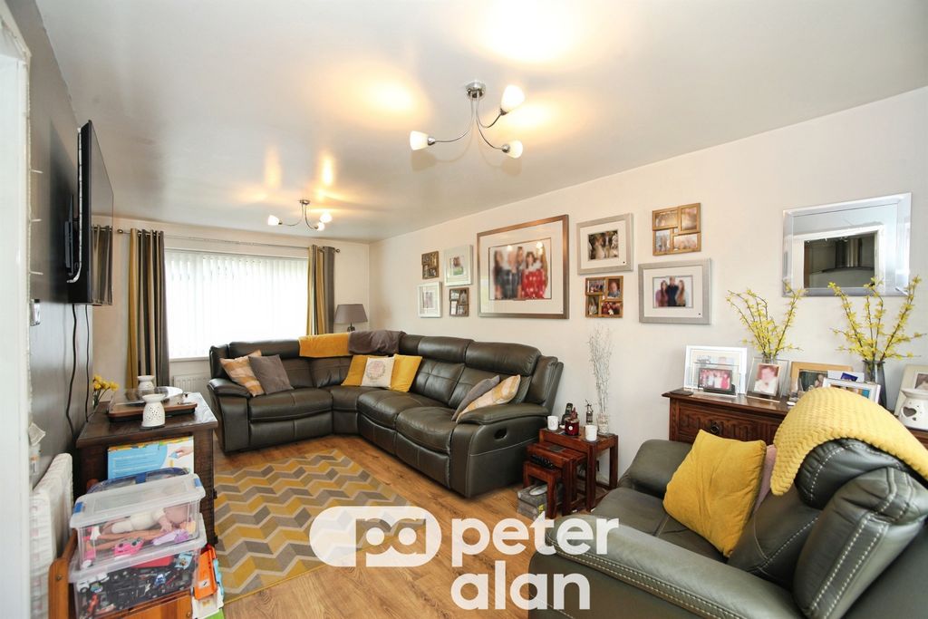 Additional image 2 of 4 bed semi-detached house for saleHendre Farm Drive, Newport NP19