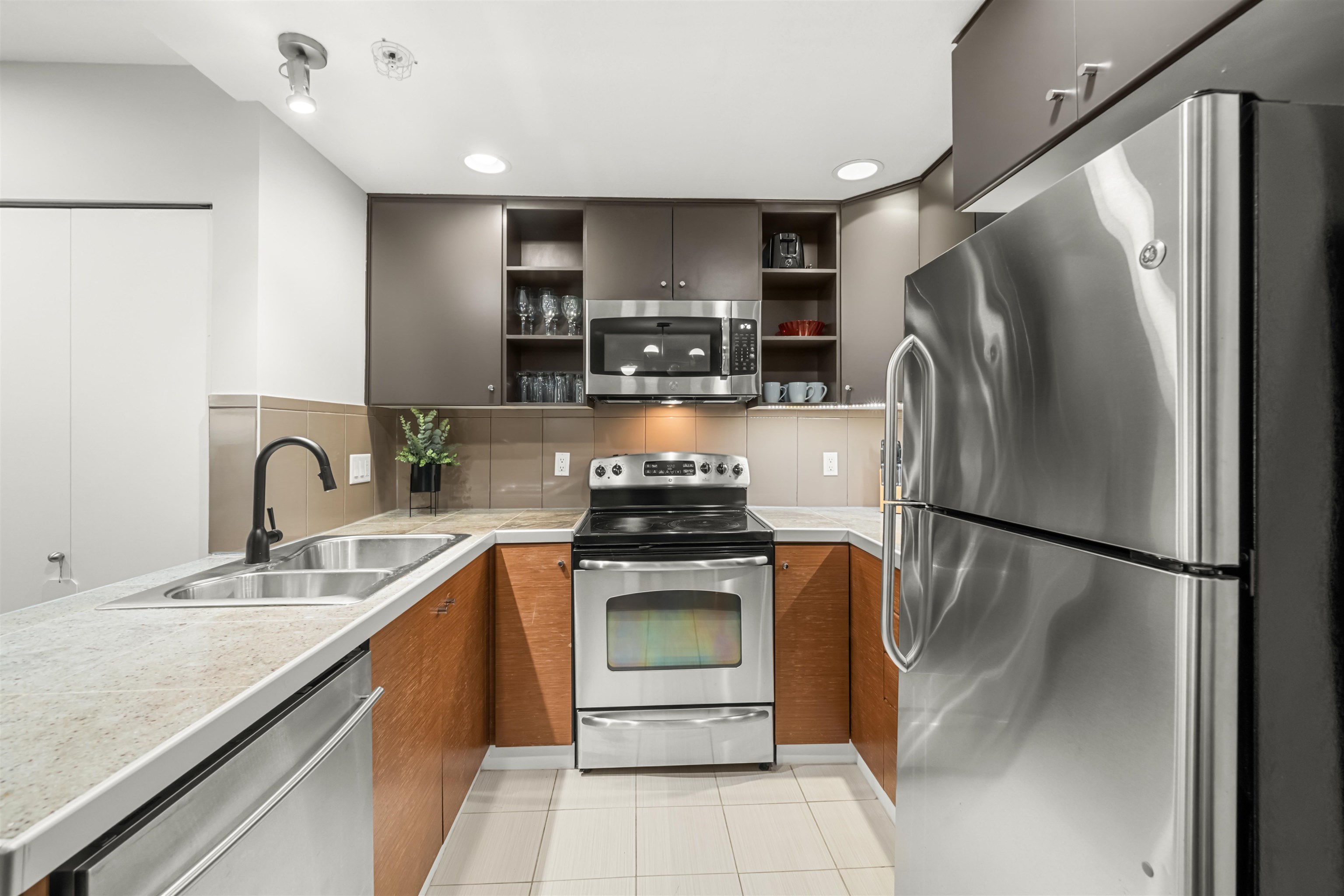 Additional image 4 of 78-728 14th Street W, North Vancouver, BC, V7M 0A8